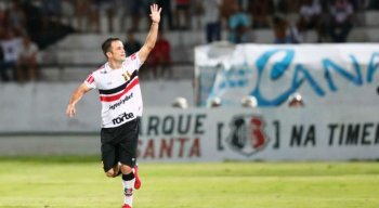 Pipico marcou o gol da vitória do Santa Cruz no Clássico das Emoções