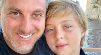Luciano HUck e os filhos faziam um passeio de lancha no momento do acidente