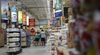 A cesta básica em Caruaru registrou uma redução no preço