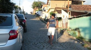 Anderson Santos sofre de artrite reumatoide