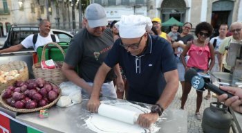 Pizza preparou uma pizza no Centro do Recife