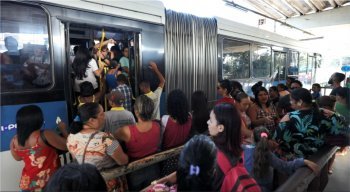 Grande Recife Consórcio de Transporte disponibilizou duas linhas de ônibus para os passageiros de Camaragibe