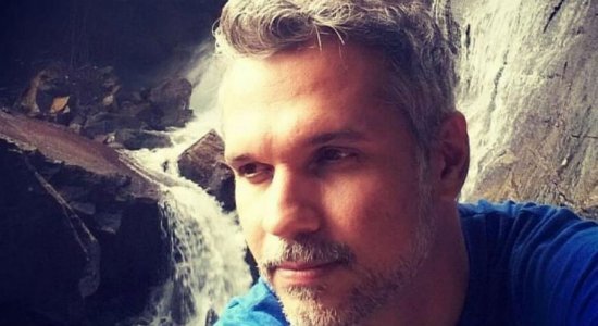Jornalista Alexandre Farias foi atingido por bala perdida na cabeça