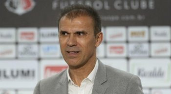Milton Mendes voltou ao Santa Cruz depois de três anos.