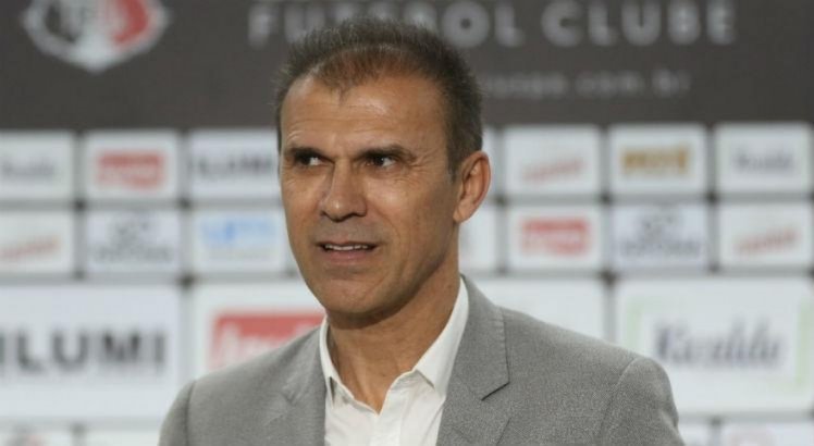 Milton Mendes voltou ao Santa Cruz depois de três anos.
