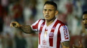 Rafael Oliveira tem dois gols pelo Náutico na temporada, em 16 partidas
