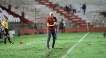Gilmar Dal Pozzo vive bom momento com o Náutico. A equipe pernambucana está na vice-liderança do grupo A da Série C.
