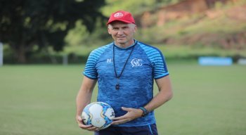 Gilmar Dal Pozzo vive bom momento com o Náutico. A equipe pernambucana está na vice-liderança do grupo A da Série C.