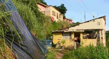 Barreiras de Águas Compridas causam medo aos moradores