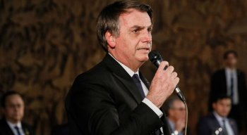 Bolsonaro contou que assinou uma MP sobre a divulgação de documentos de empresas de capital aberto