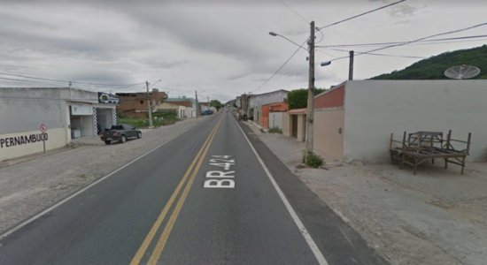 Homem agrediu pai em Pedra, no agreste