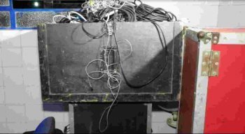 Polícia apreende equipamentos de som furtados em casa de show