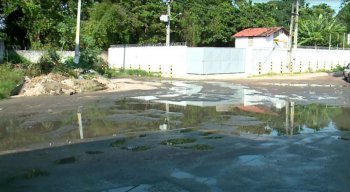A Prefeitura de Olinda informou que irá executar uma ação emergencial de drenagem.
