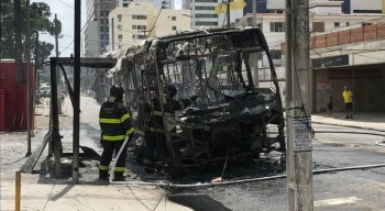 O Corpo de Bombeiros foi ao local