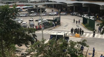 A operação visava regularizar o comércio nos Terminais Integrados
