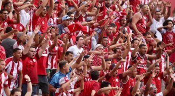 O jogo de ida entre Náutico e Paysandu acontece neste domingo no Pará.