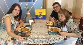 Chef Wellington preparou Espaguete com Almôndegas na casa da Telma