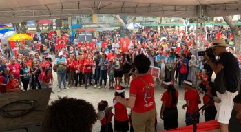 Protesto reúne milhares de pessoas no Recife