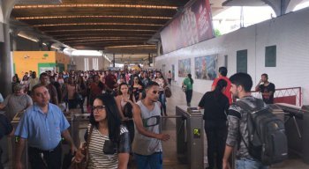 Passageiros reclamam do aumento na tarifa do Metrô