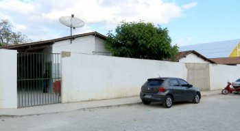 Alunos passaram mal na Escola Tereza Neuma, no bairro Maria Auxiliadora
