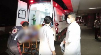 O ambulante recebeu atendimento no HR depois de ser atingido com o tiro nas costas