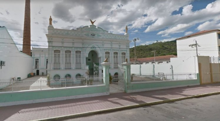 Quatro meses após eleições municipais, Arcoverde, Pesqueira e Capoeiras continuam sob governos interinos