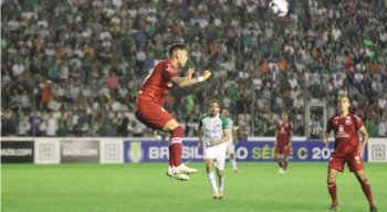 Náutico estava na frente até os 24 minutos do segundo tempo.