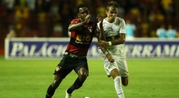 Hyuri se lesionou na partida contra o Figueirense