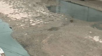 Moradores afirmam que enviaram protocolos para a Prefeitura do Recife