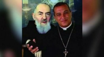 De acordo com a polícia, a vítima após ser morto apresentava sinais de trauma na região da cabeça.