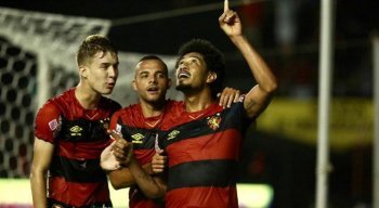 Charles, Guilherme e Hernane marcaram os gols da vitória rubro-negra.