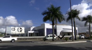 Ao todo, são mais de 4 anos de atraso. As obras foram iniciadas em 2012 e deveriam ter sido concluídas em 2014, para em 2015, a unidade de saúde já estar funcionando. Mas nada disso aconteceu.