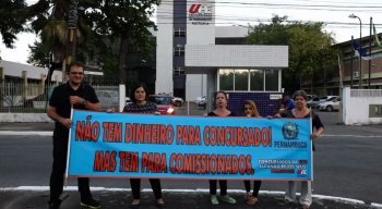O concurso foi realizado no dia 1° de outubro de 2017. De lá para cá, se passaram dois anos que os aprovados esperam ser chamados.