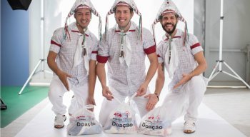 O grupo musical Fulô de Mandacaru, emprestou sua imagem na divulgação e apoio na campanha