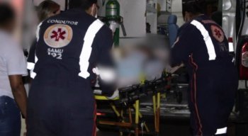 Ainda segundo a polícia, o alvo dos criminosos era um homem, de 27 anos