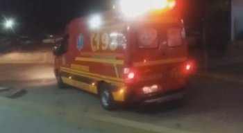 Vítima foi levada ao HRA pelo Corpo de Bombeiros