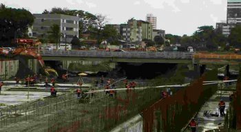 A obra vai deixar parte da via interditada.