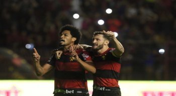 Brocador (E) soma 13 gols no Brasileiro da Série B