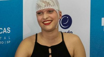 Débora participou de entrevista coletiva nesta quinta-feira (11), no hospital