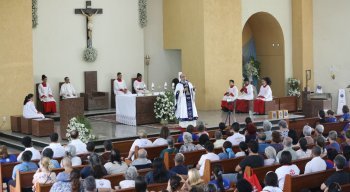 Missas acontecem na igreja de Nossa Senhora Aparecida no Ipsep