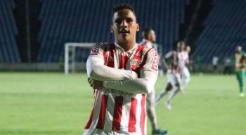 Thiago marcou oito gols em 39 jogos disputados pelo Timbu