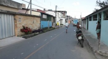 Os dois homens foram levados para o Hospital Miguel Arraes, em Paulista