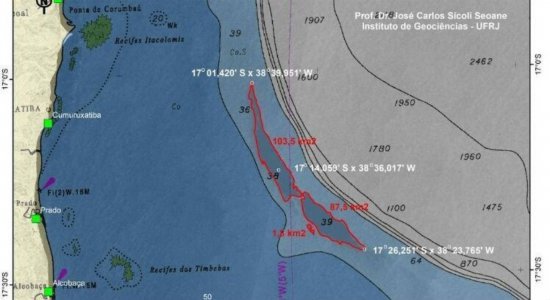 Mancha tem mais de 200km² e ameaça costa baiana