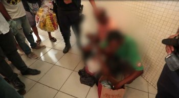 Dois homens foram presos pela polícia ao tentarem assaltar passageiros no Metrô do Recife
