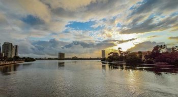 Tempo parcialmente nublado a claro sem chuva predomina em toda a região do Grande Recife ao longo deste sábado (9)