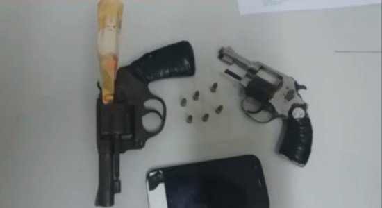 Adolescentes são apreendidos em Caruaru