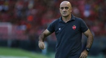 Itamar Schulle disse que só deixa Vila Nova-GO após a Série B