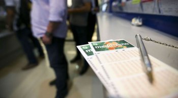 No Brasil, a exploração de loterias cabe ao governo federal