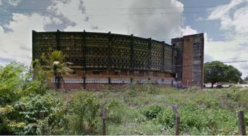 A unidade apresentou problemas estruturais com risco de desabamento