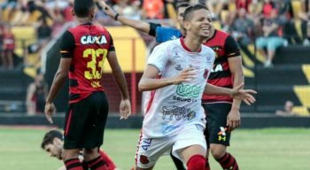 O atacante foi destaque do Flamengo de Arcoverde no Campeonato Pernambucano